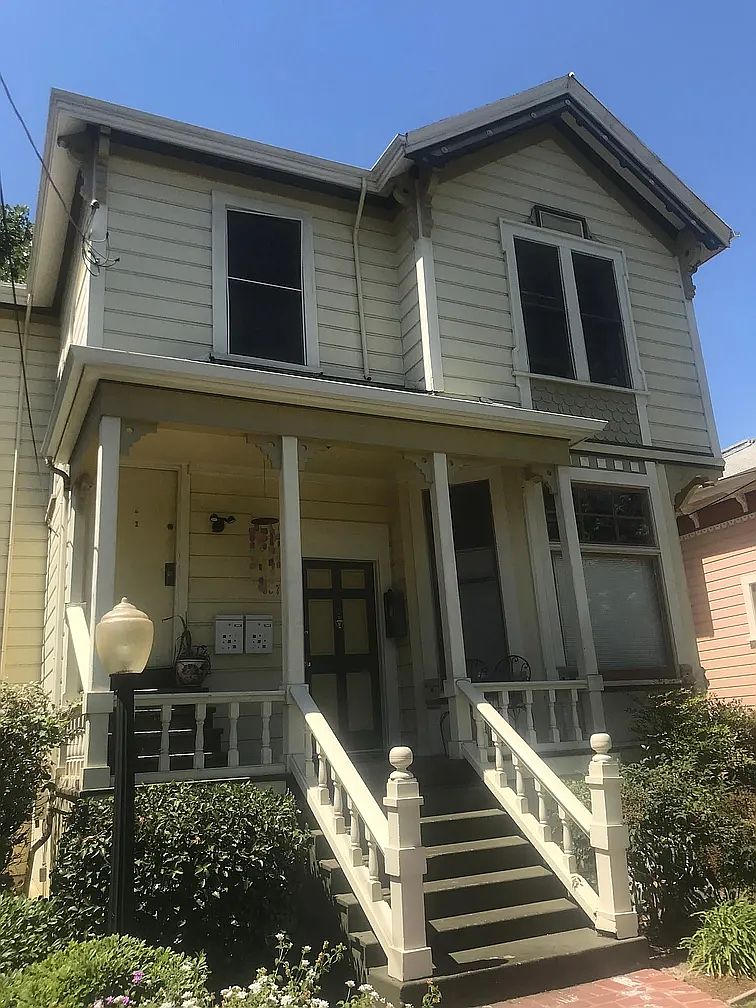 337 S 11th St photo 4