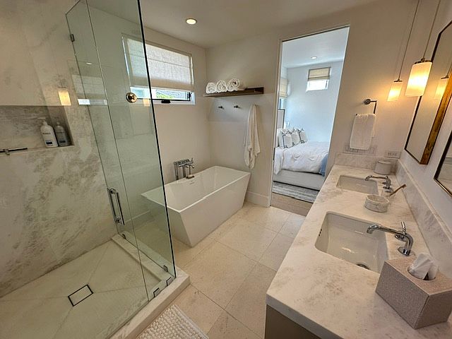 428 1/2 Fernleaf Ave photo 4