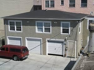 1094 Aileen St photo 4