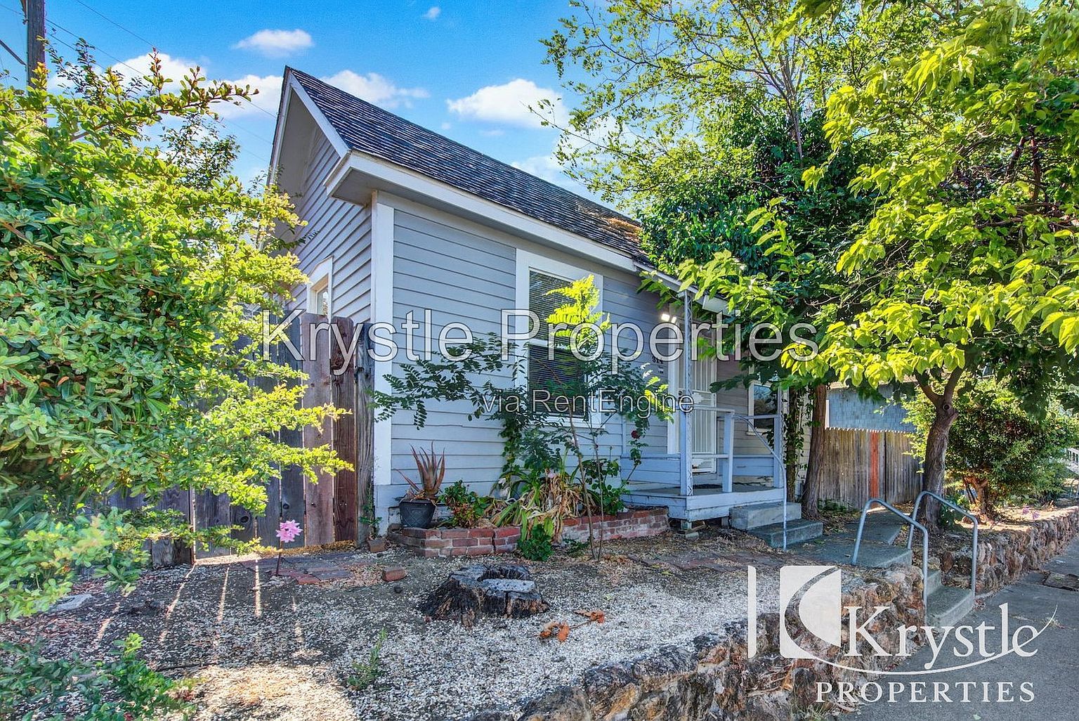 314 Marin St Vallejo, CA 94590 photo 2