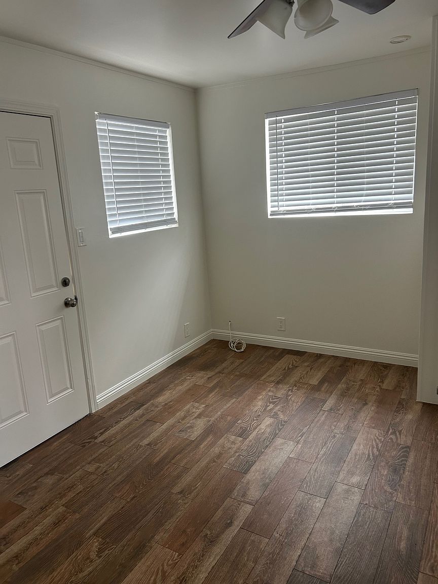 2919 K St photo 4