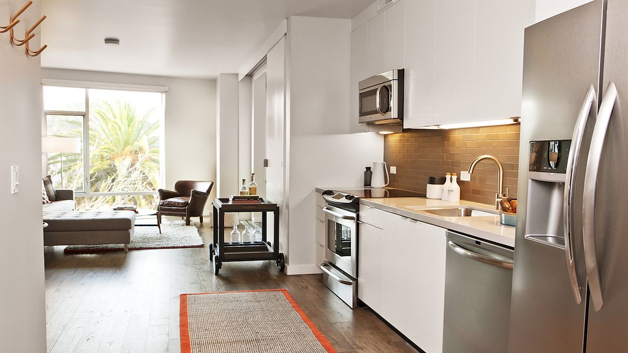 2175 Market photo 2