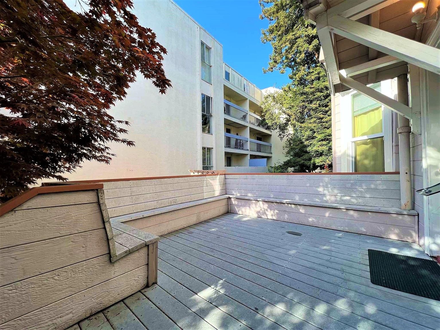2530 College Ave Berkeley, CA 94704 photo 4