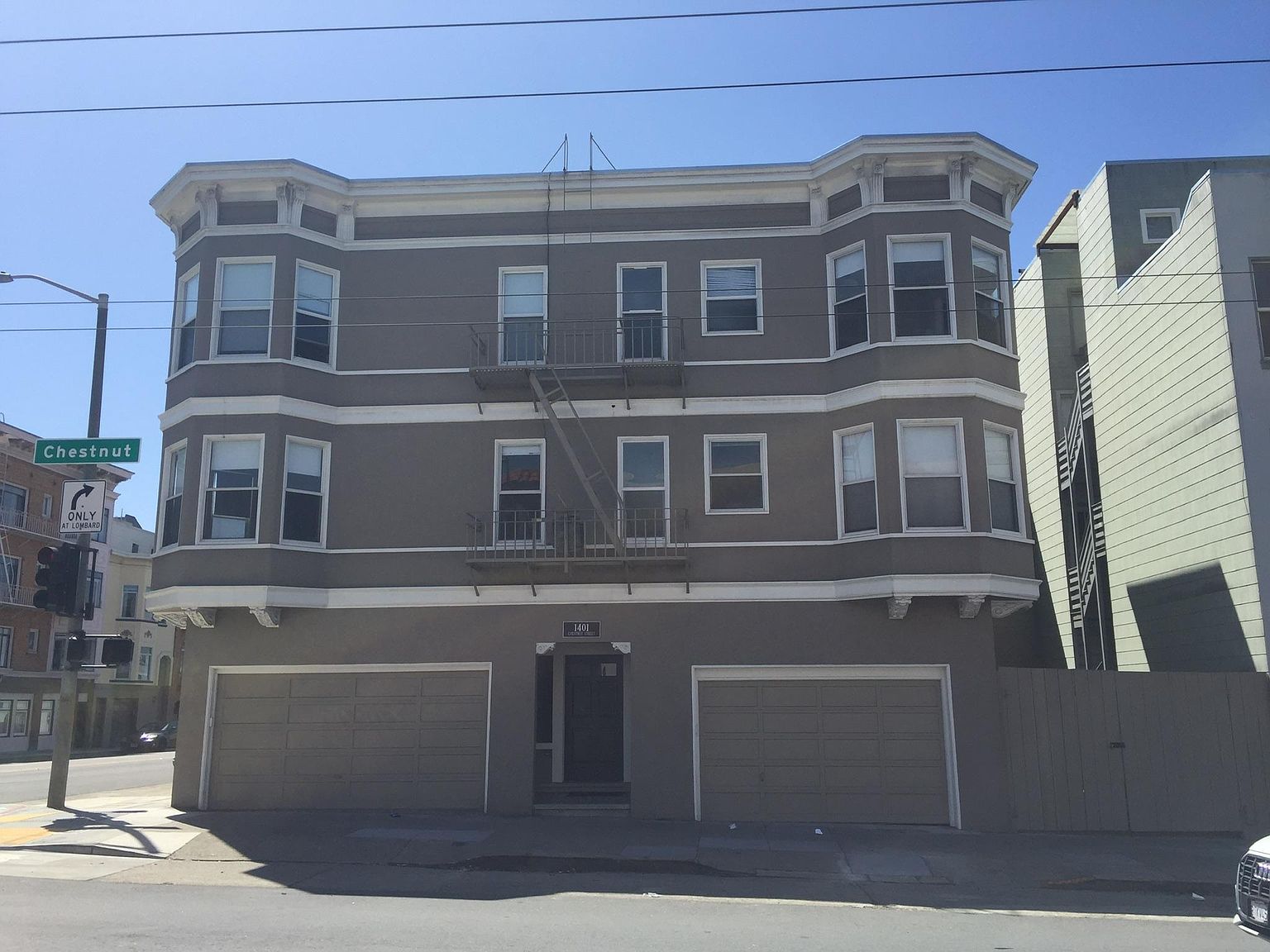 1BR/1BA Apartment on Chestnut St · San Francisco photo 2