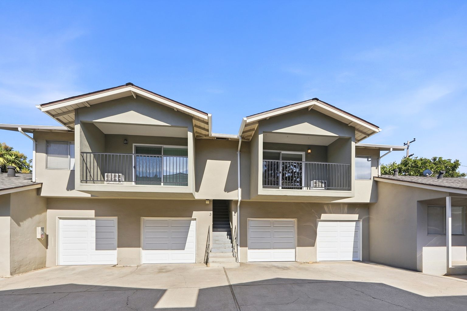 2BR/1BA Condo on Kim Ct · San Jose photo 2