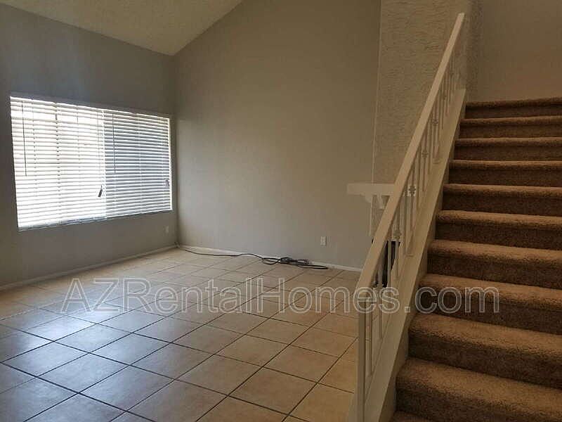 609 E Mesquite Cir Tempe, AZ 85288 photo 5