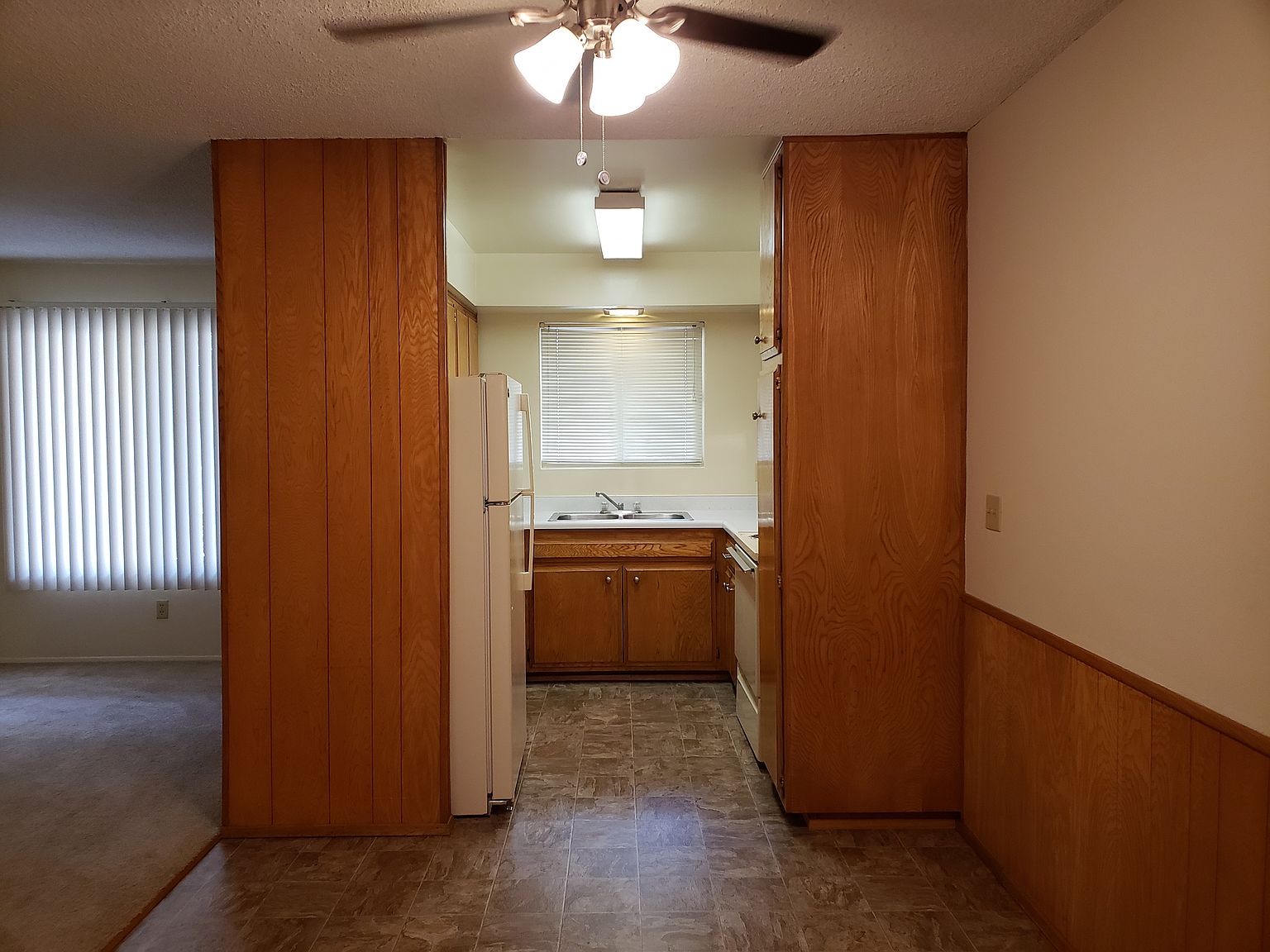 4836 Narragansett Ave photo 3