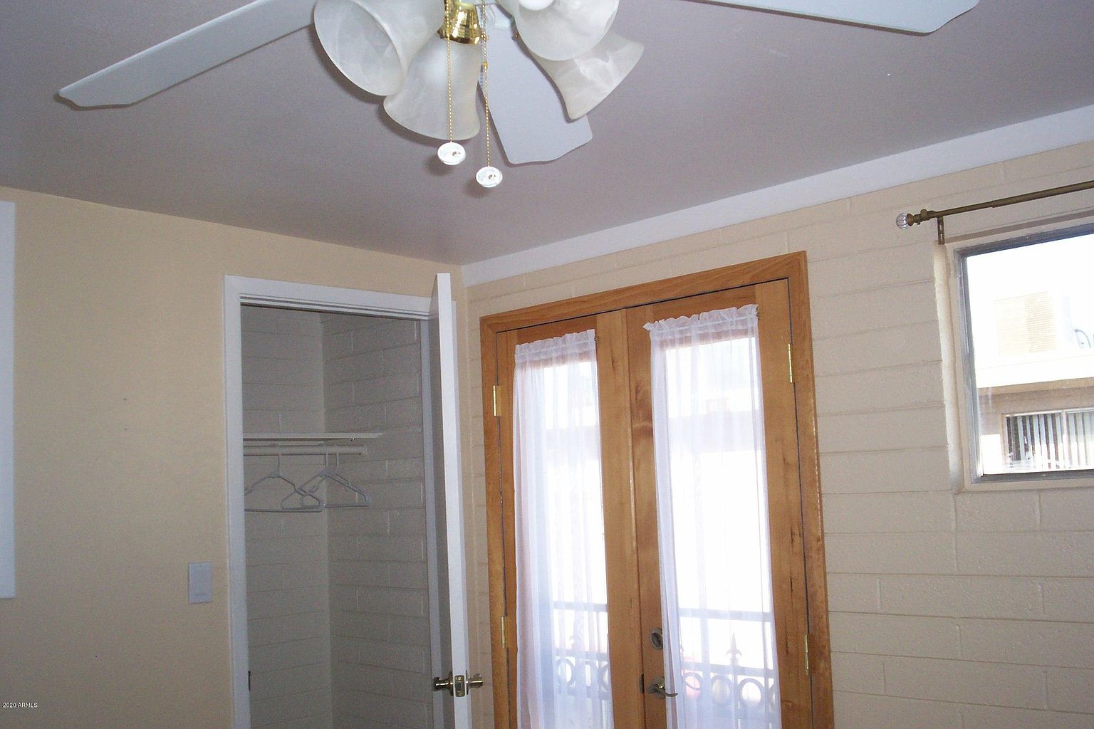 2025 S Granada Dr Tempe, AZ 85282 photo 2