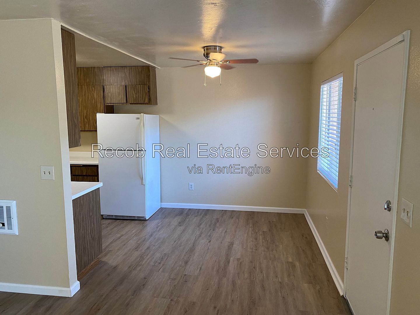 716 Broadway photo 2