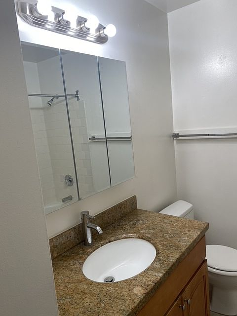 2BR/1BA Apartment on Church St · San Francisco photo 5