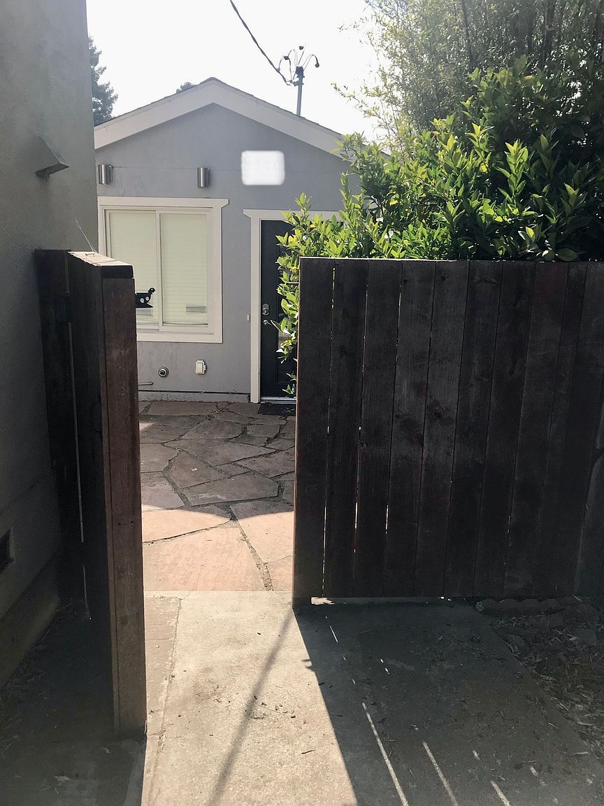 834 Ramona Ave photo 4