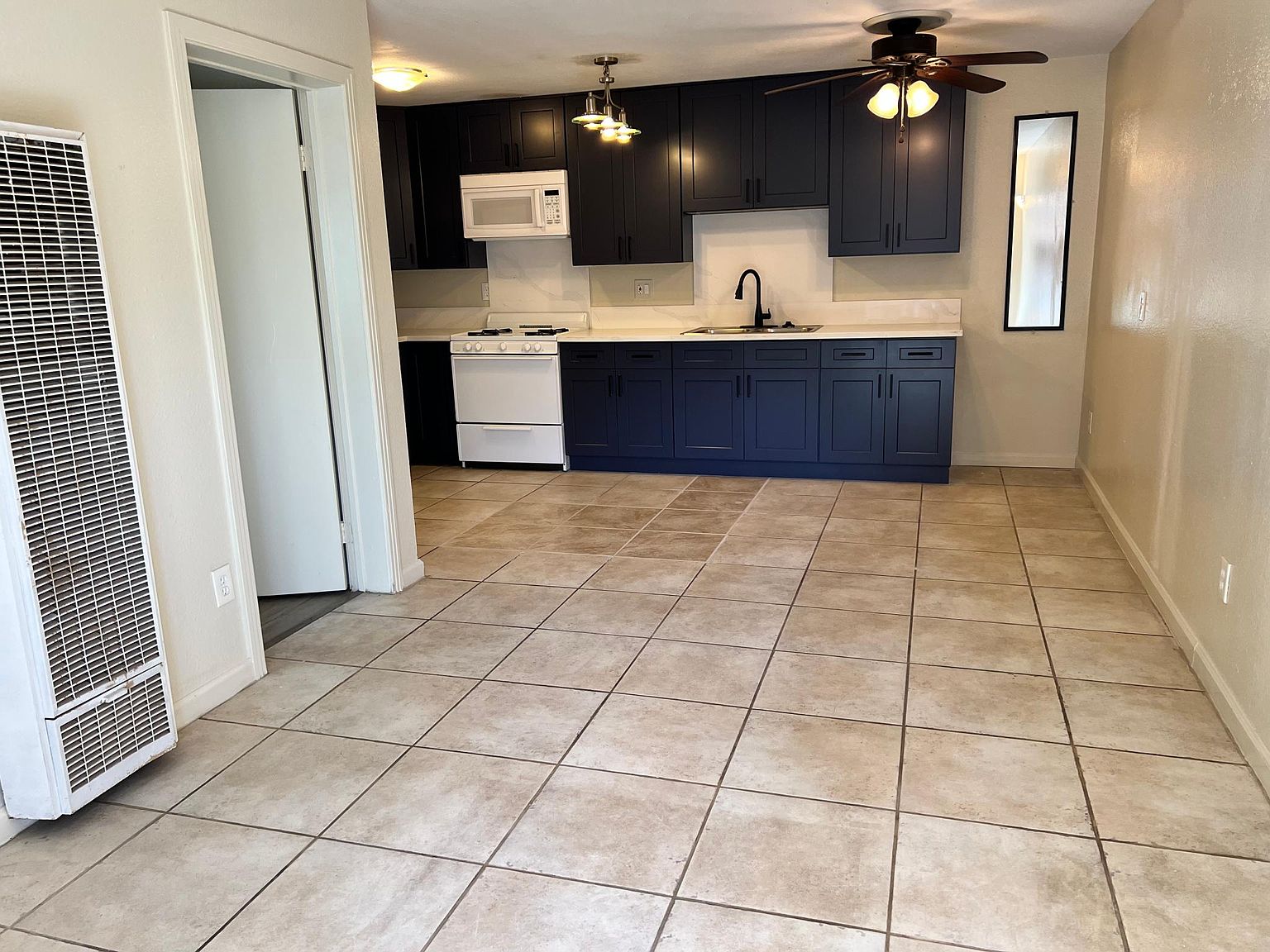3029 Broadway photo 3