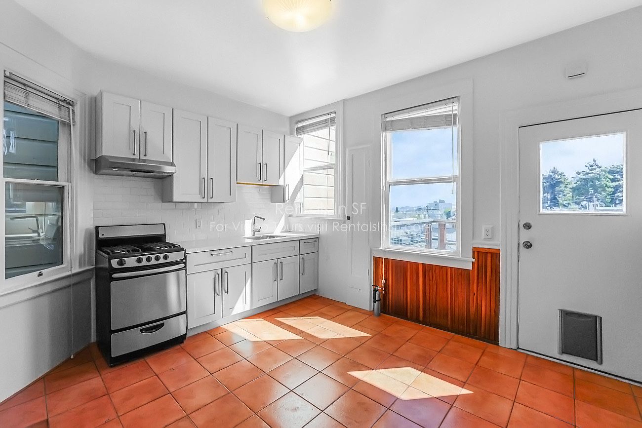 2BR/1BA Apartment on Collingwood · San Francisco photo 3