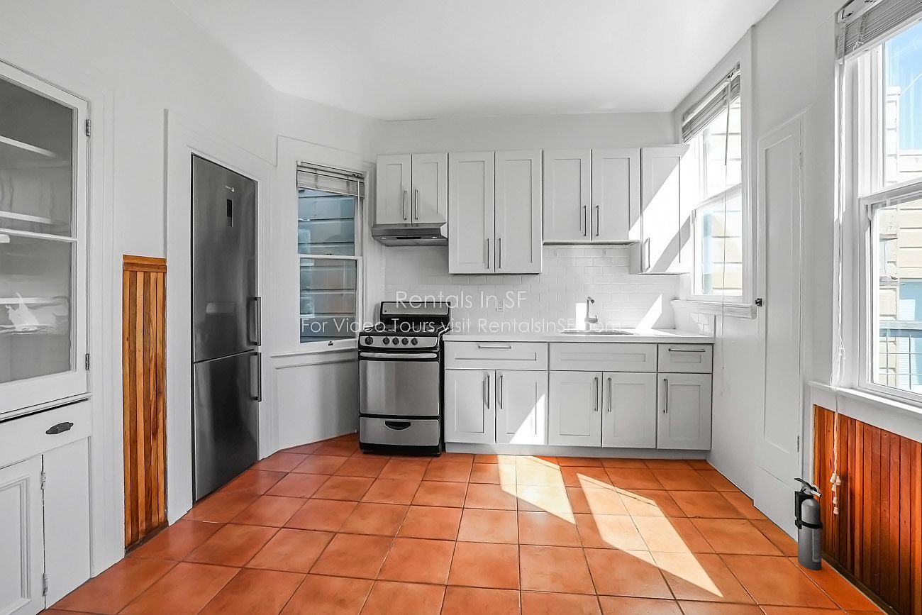 2BR/1BA Apartment on Collingwood · San Francisco photo 5