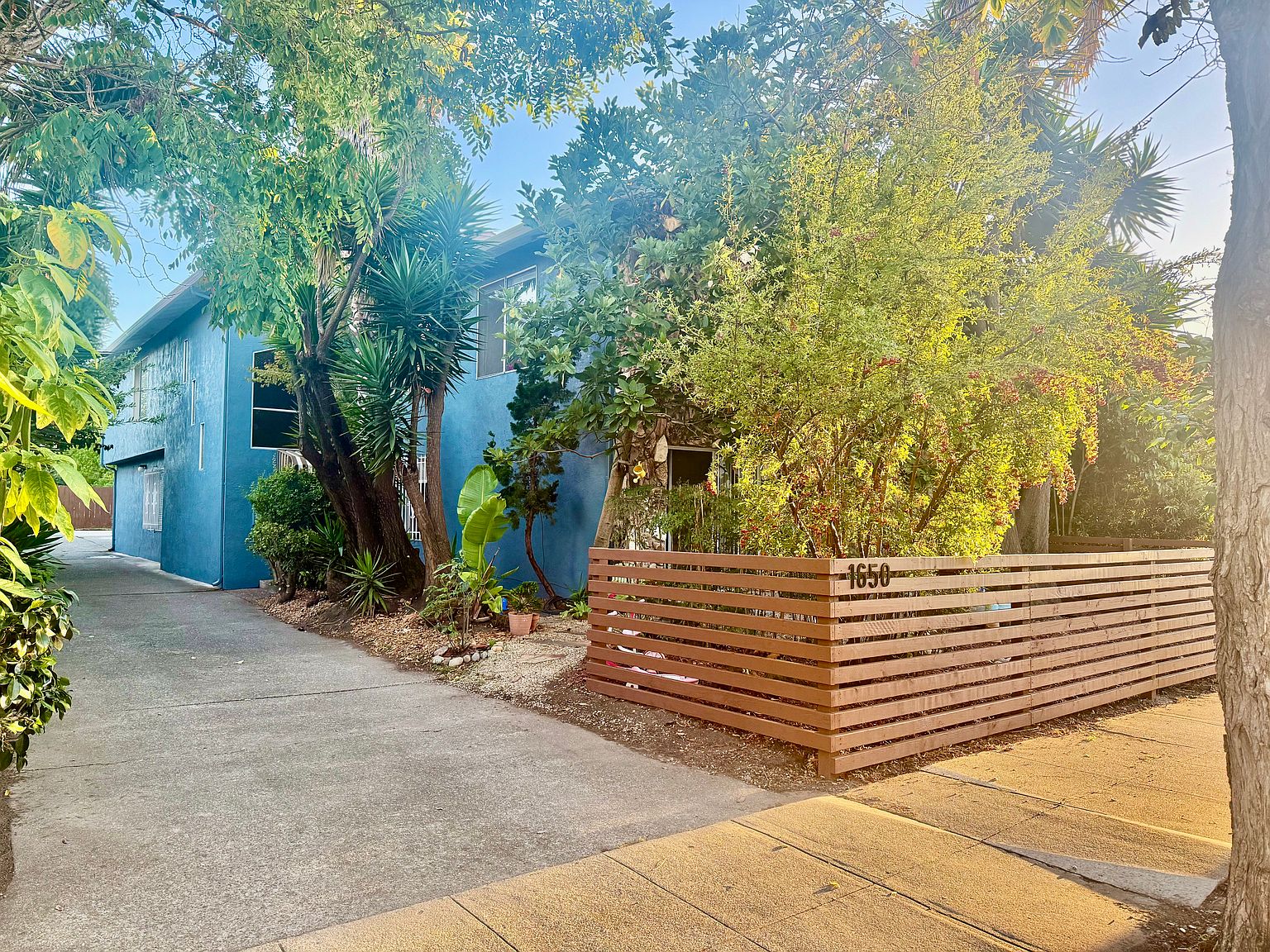 2BR/1BA Single Family House on Tyler St · Berkeley photo 2