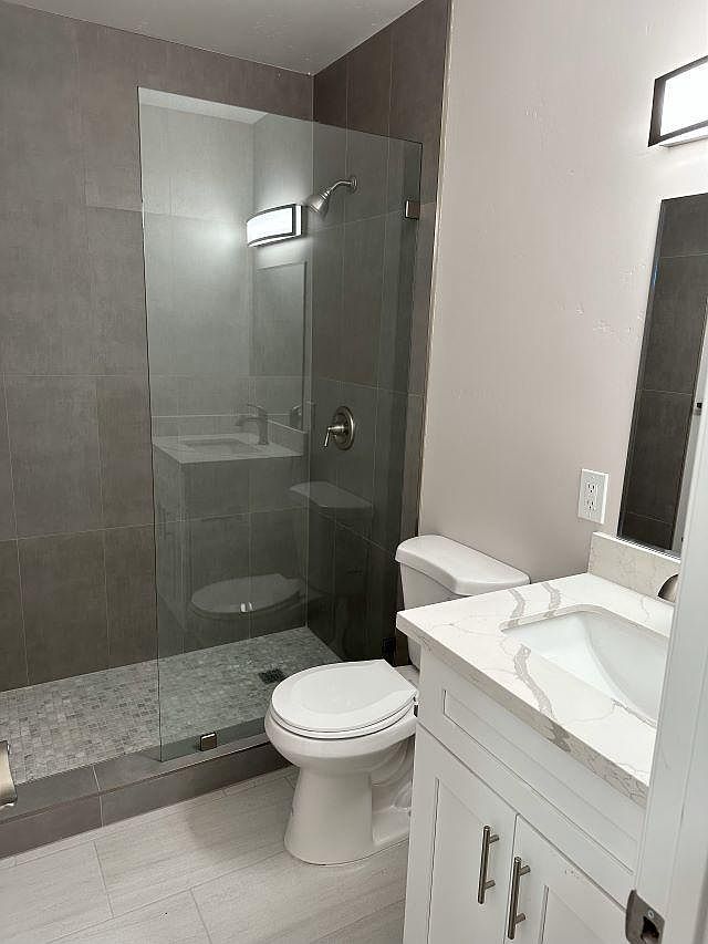 8603 Glenhaven St photo 3