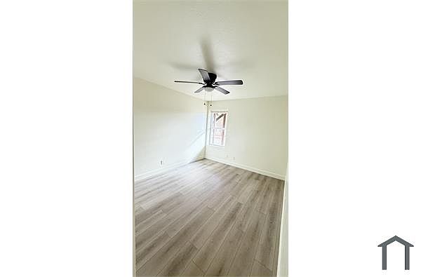 1951 E Don Carlos Ave #102 photo 5