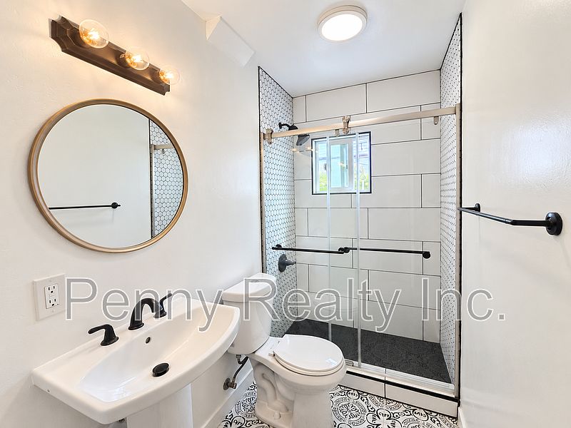 3989 Haines St photo 5