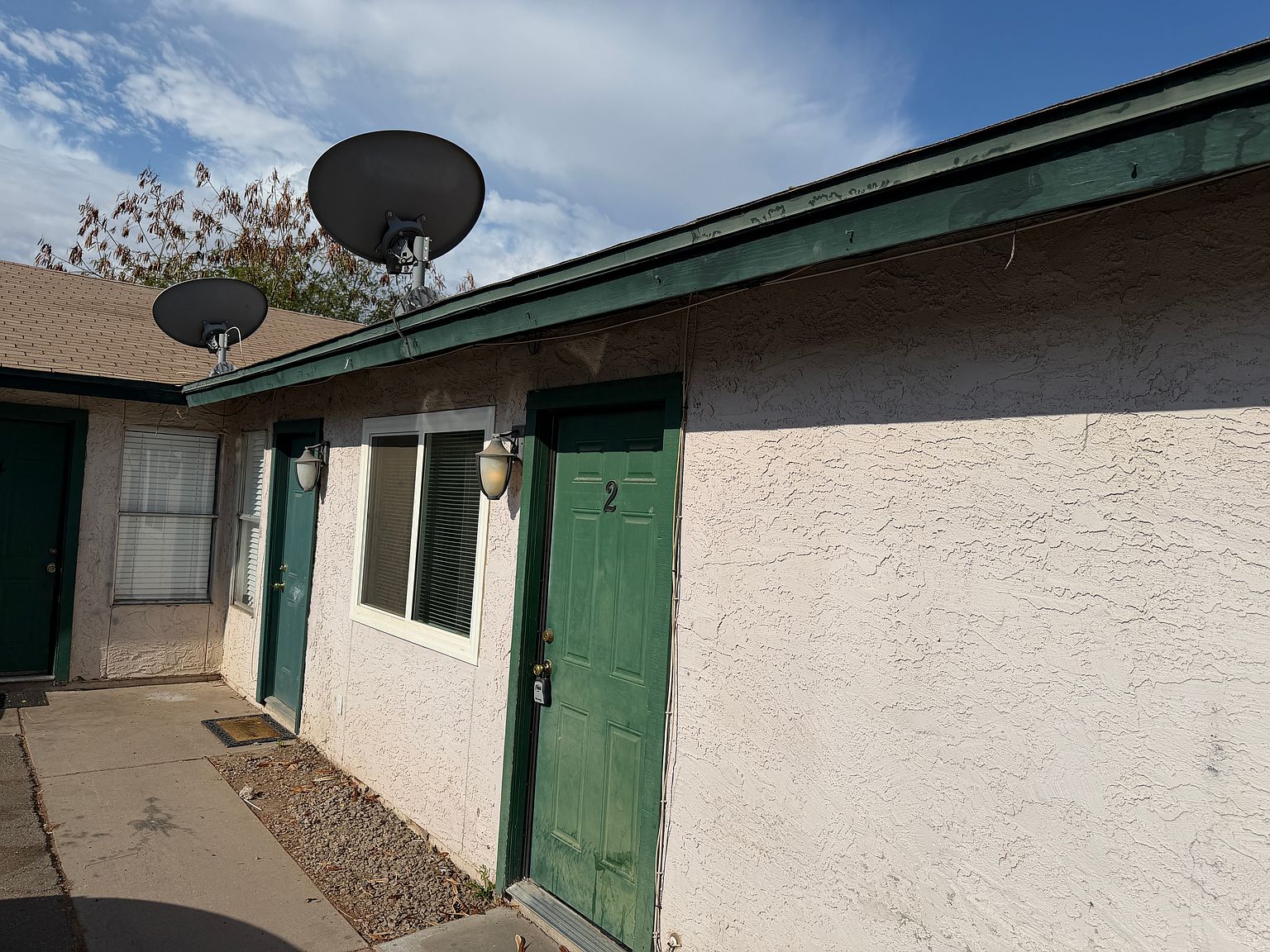 1009 East Commonwealth Avenue photo 2
