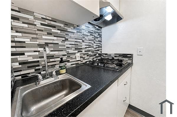 5859 Valley Dr photo 5