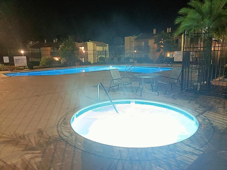 2950 Alta View Dr photo 2