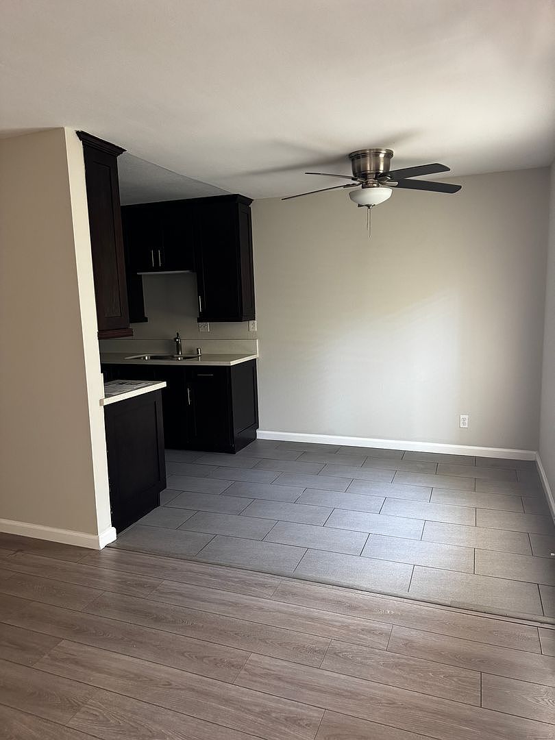 4560 North Ave photo 3