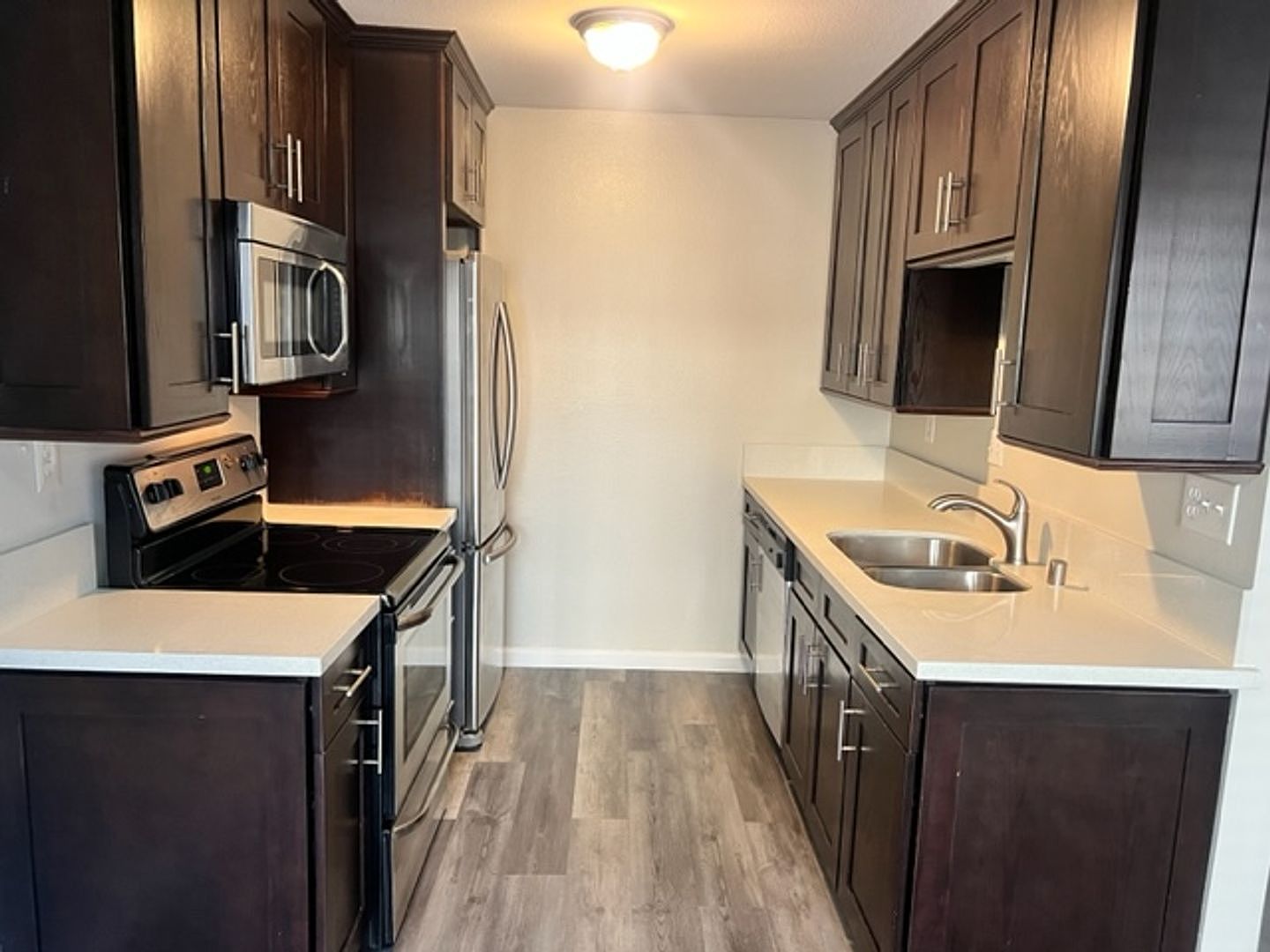 4560 North Ave photo 4
