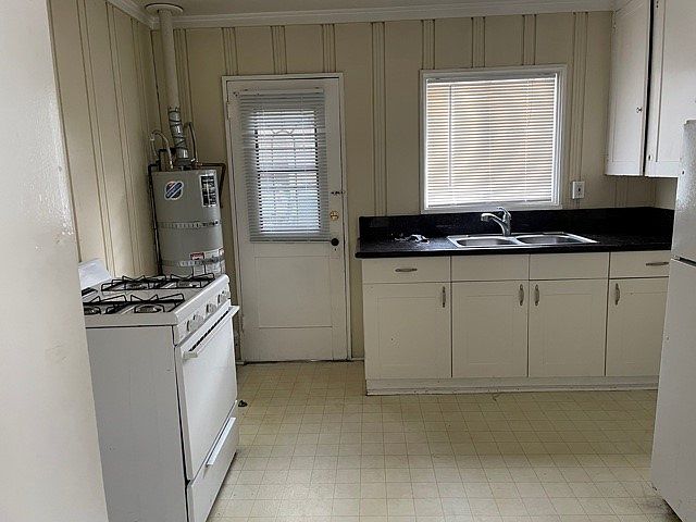 2016 Bacon St photo 3