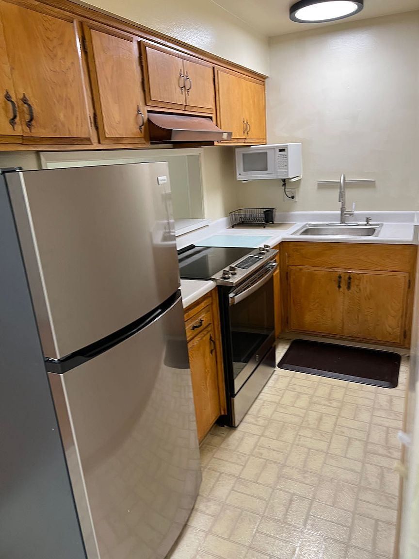 167 Villa Ave photo 2