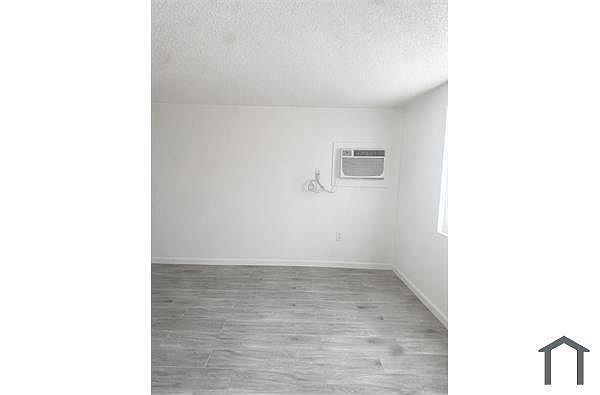 721 W Cheryl Dr photo 5