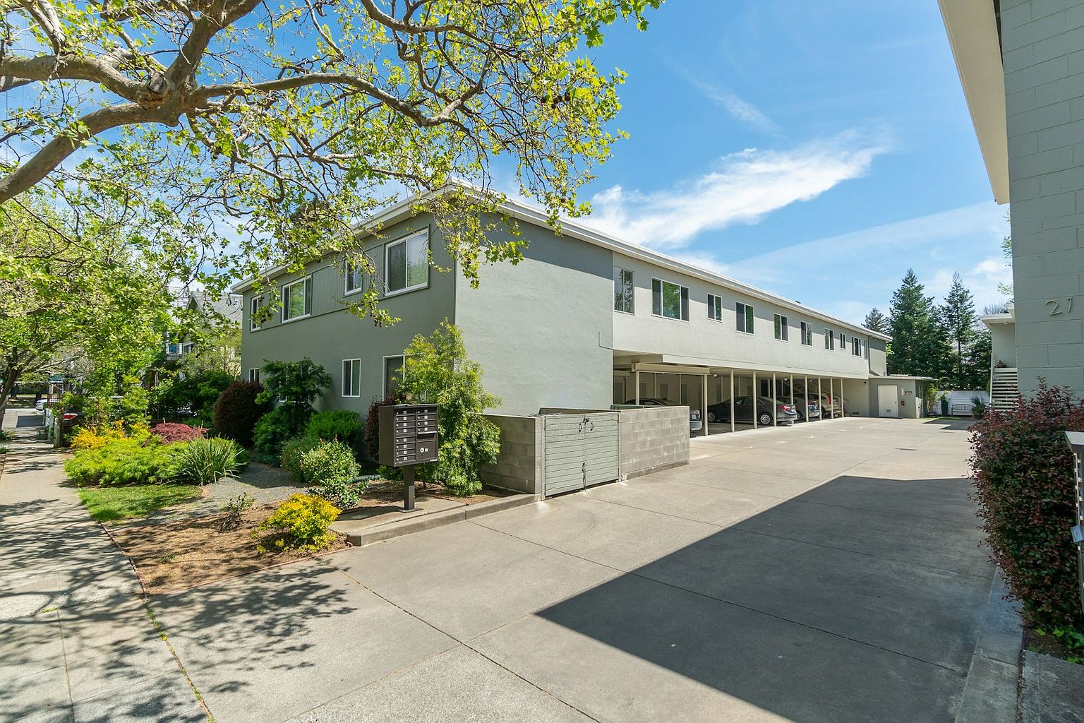 19-21 Belle Avenue