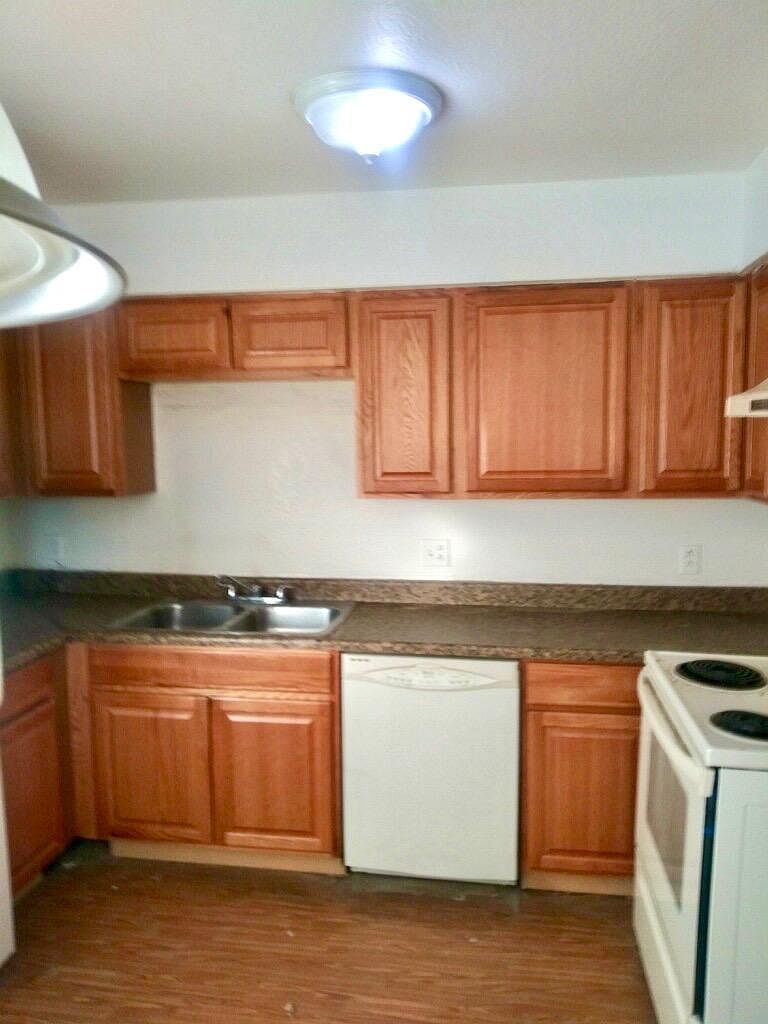 2808 E Monte Cristo Ave photo 2