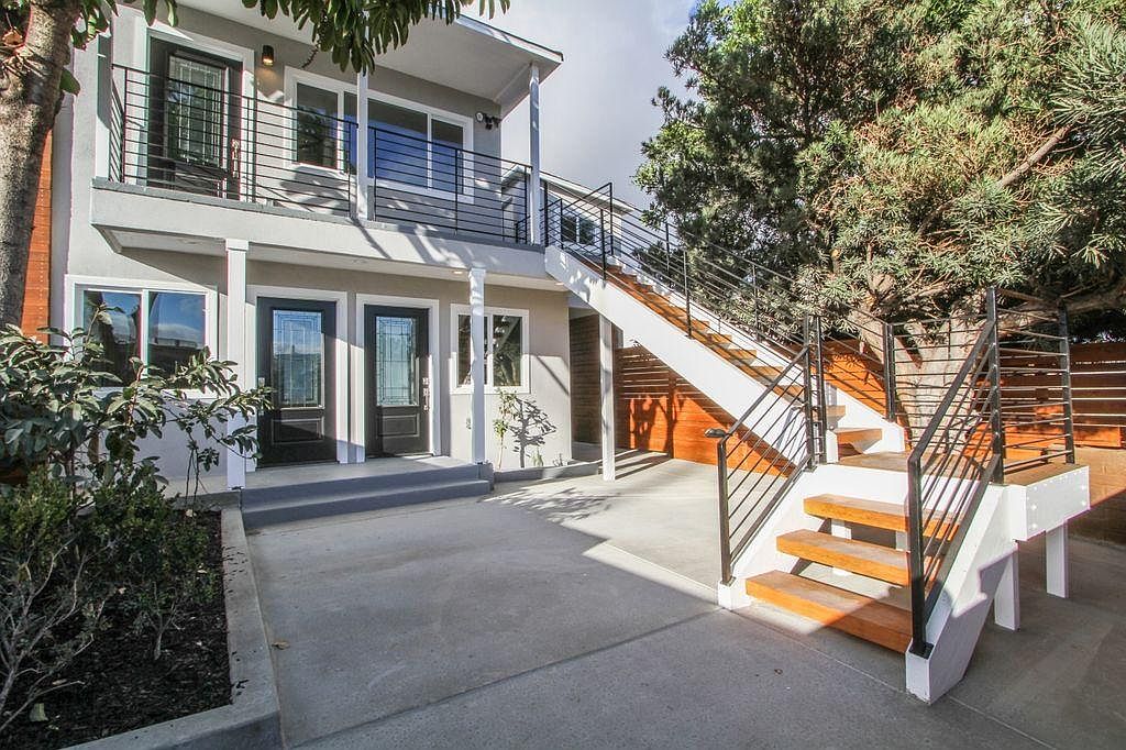 3224 F St photo 2