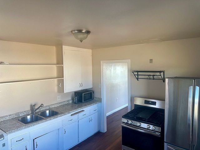 3222 Clairemont Mesa Blvd photo 2