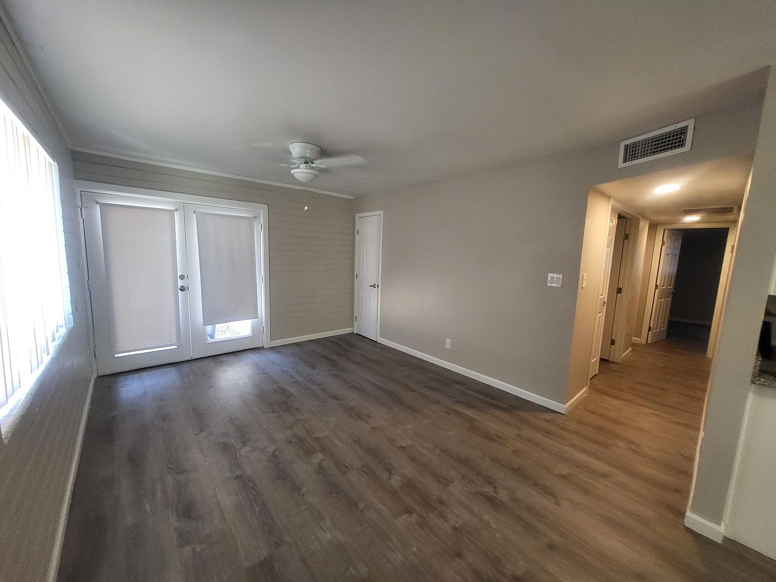 2620 W Pierson St photo 5