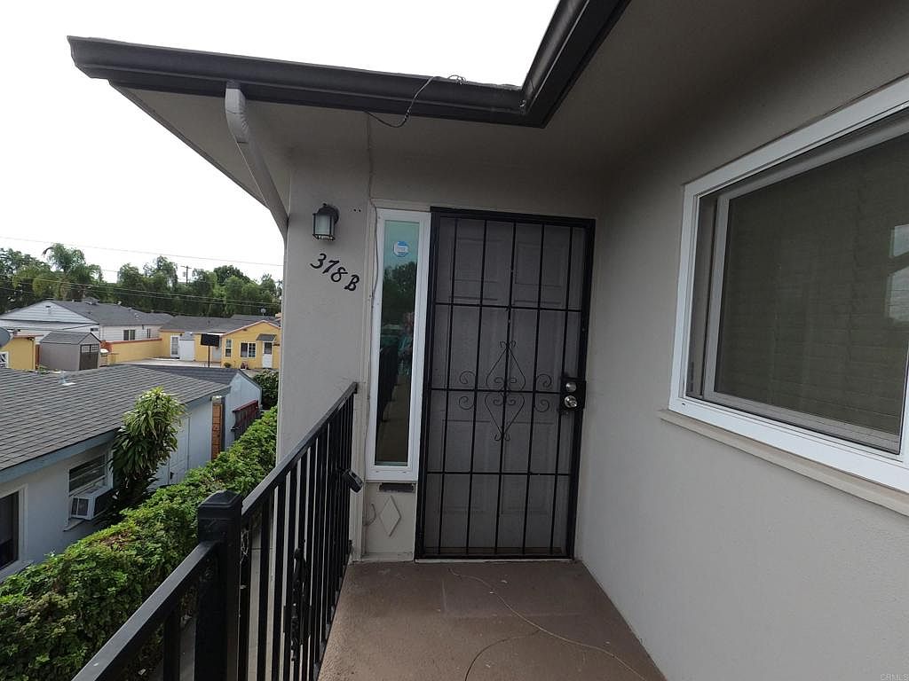 378 Park Way photo 2