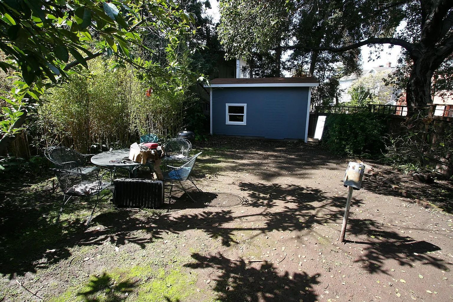 353 Bellevue Ave photo 5
