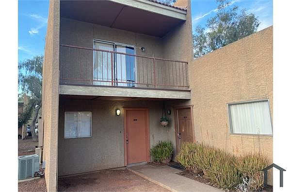 2838 E Marconi Ave Phoenix, AZ 85032 photo 2