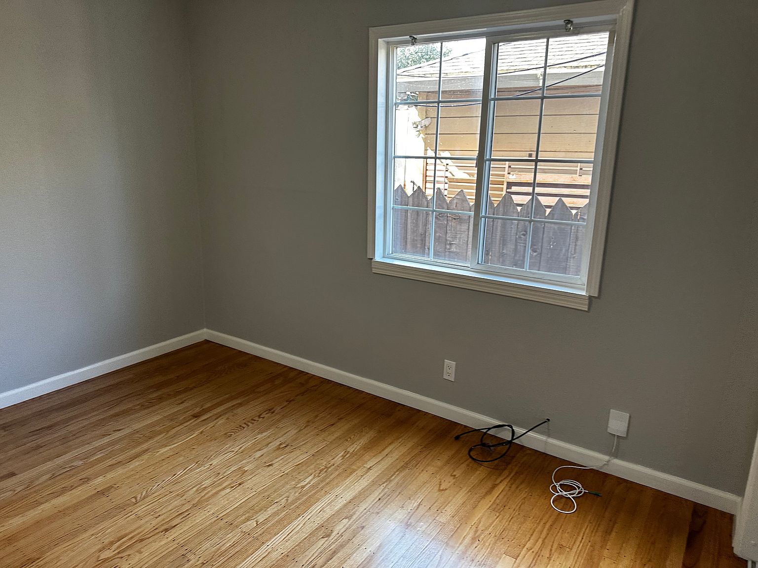 2230 84th Ave photo 4