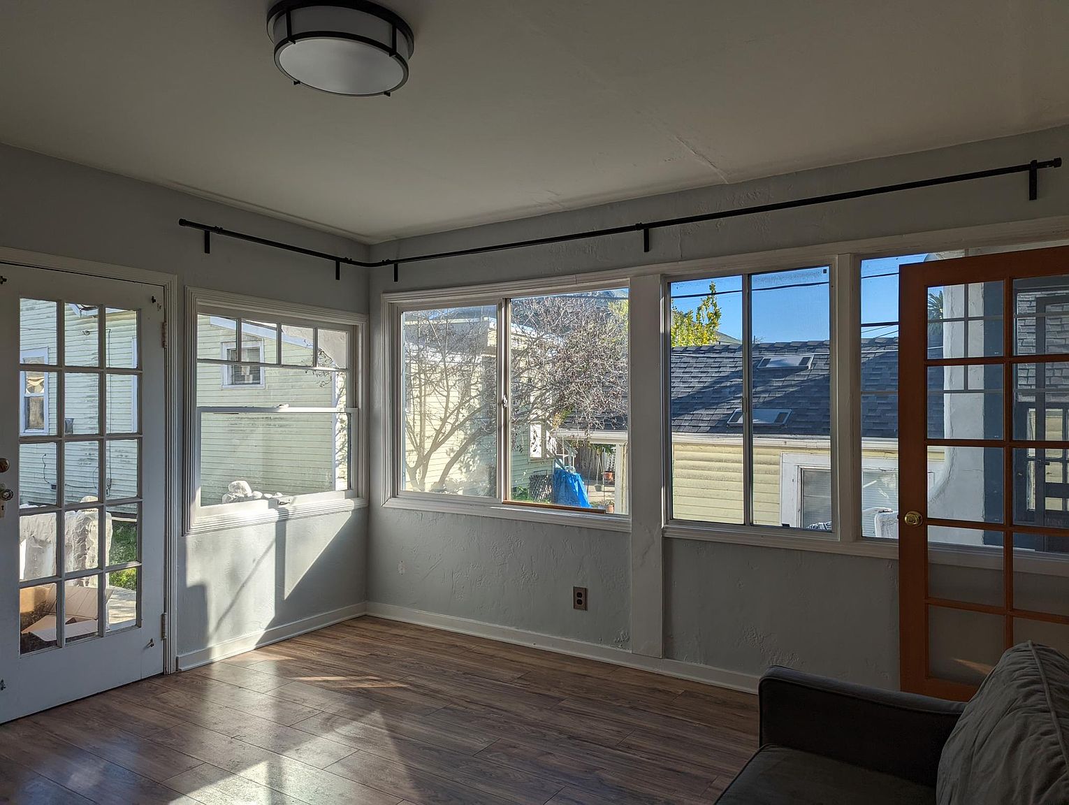 713 Riverside Ave photo 3