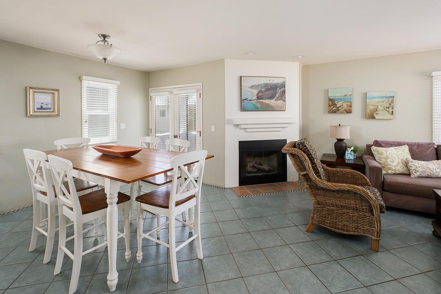 732 Jersey Ct photo 4