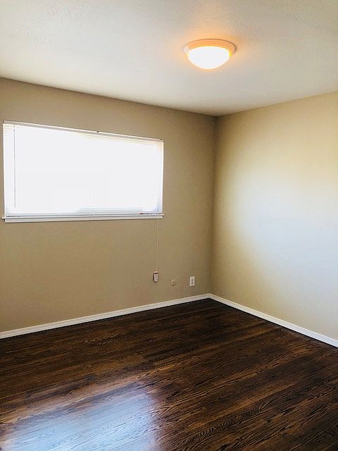 945 40th Street, Oakland, CA 94608 photo 5