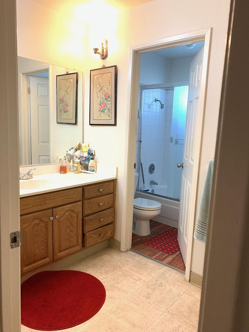 4344 Moorpark Ave photo 5