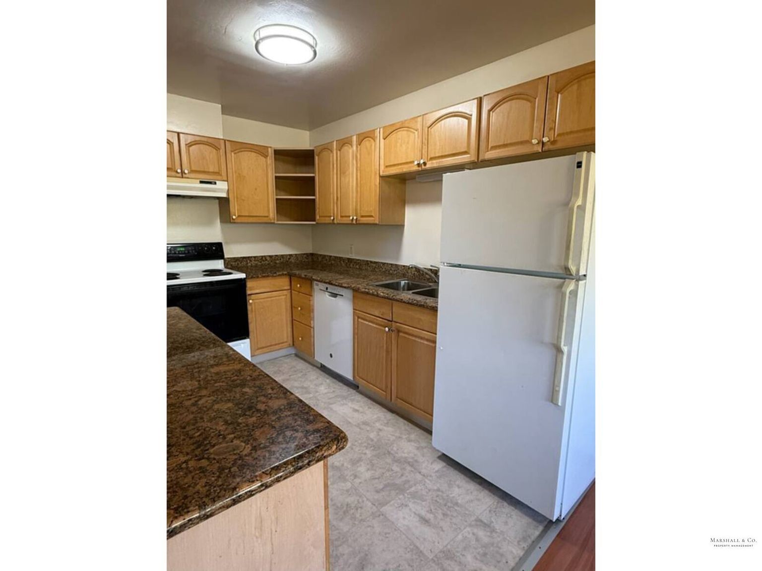 8 Davis Dr unit B photo 5