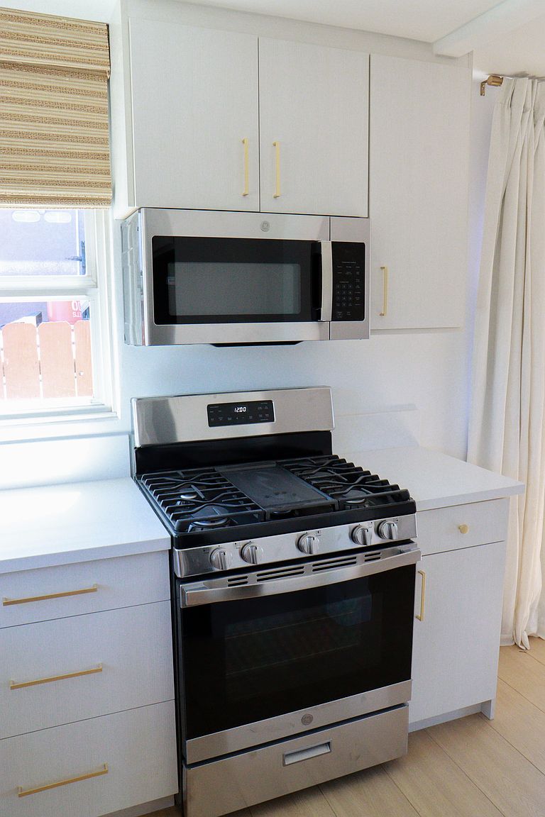 8855 Gardena Way photo 2