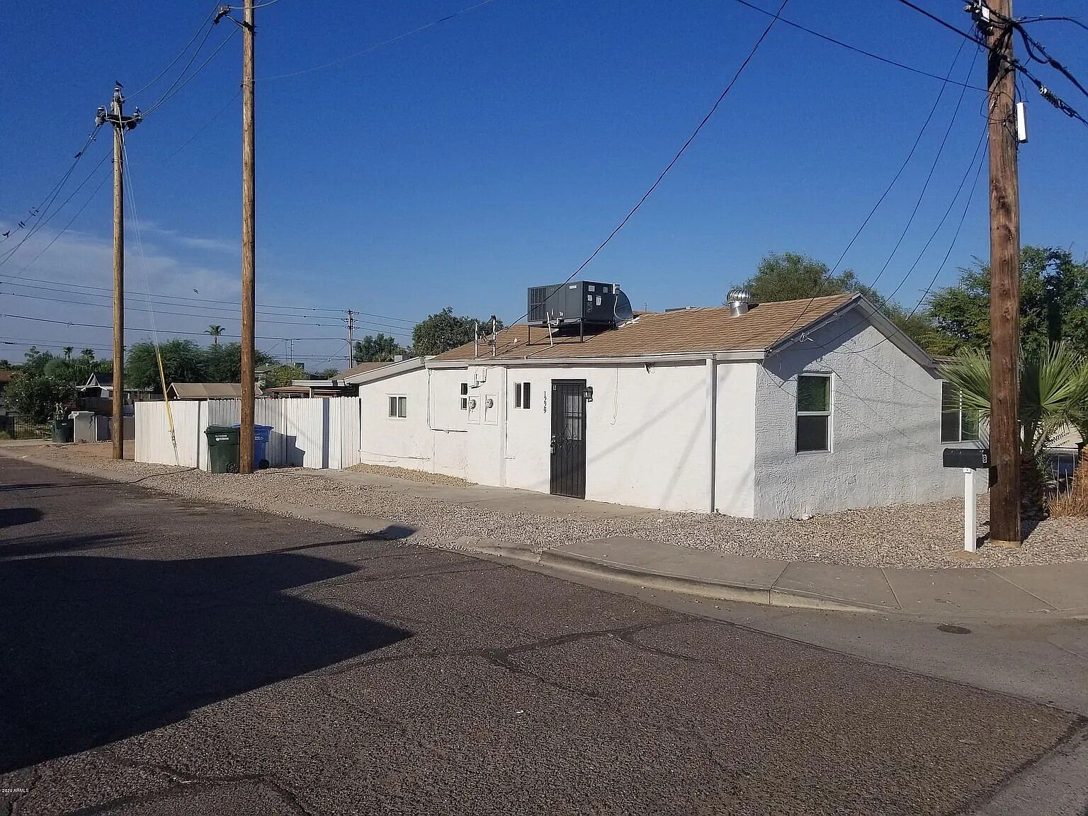 1229 E Mountain View Rd photo 5