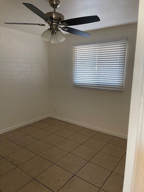 2845 W Taylor St APT 4 photo 5