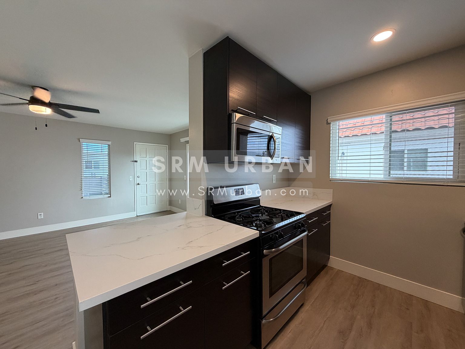 4564 Hawley Blvd photo 3