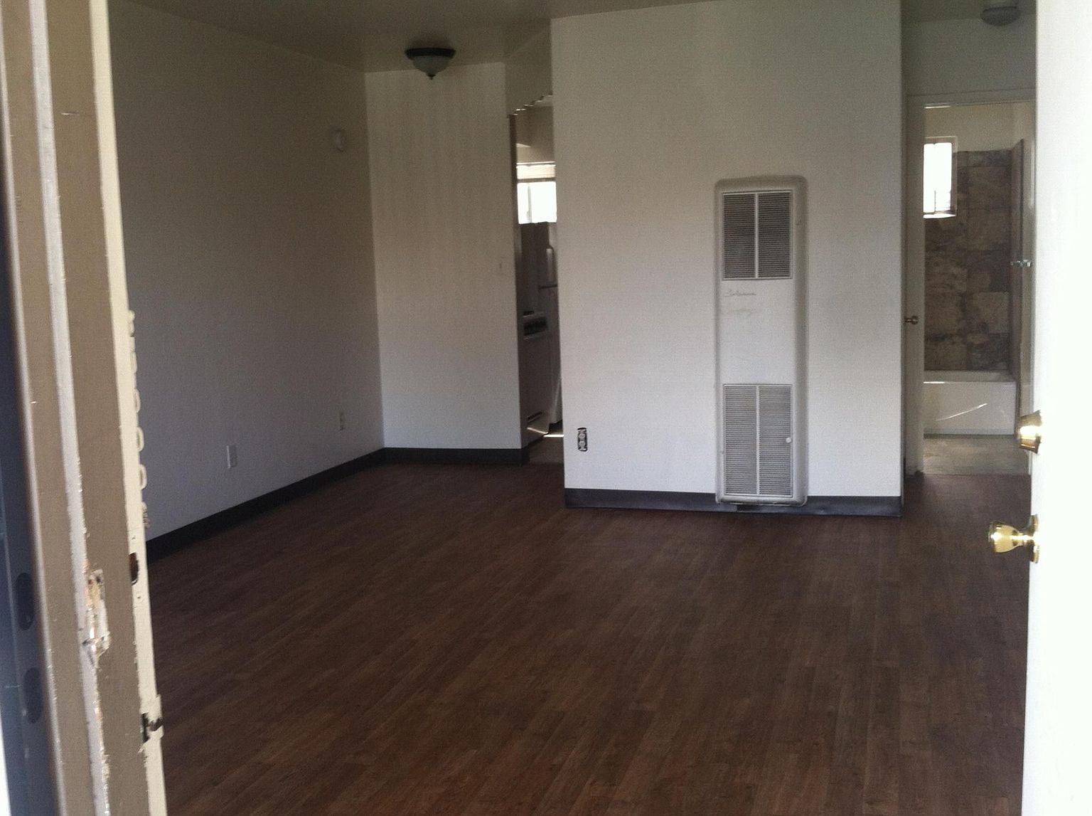 1825 Madison Ave photo 5