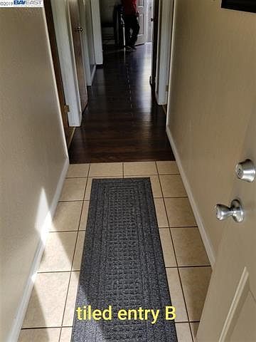 6761 Graham Ave photo 2